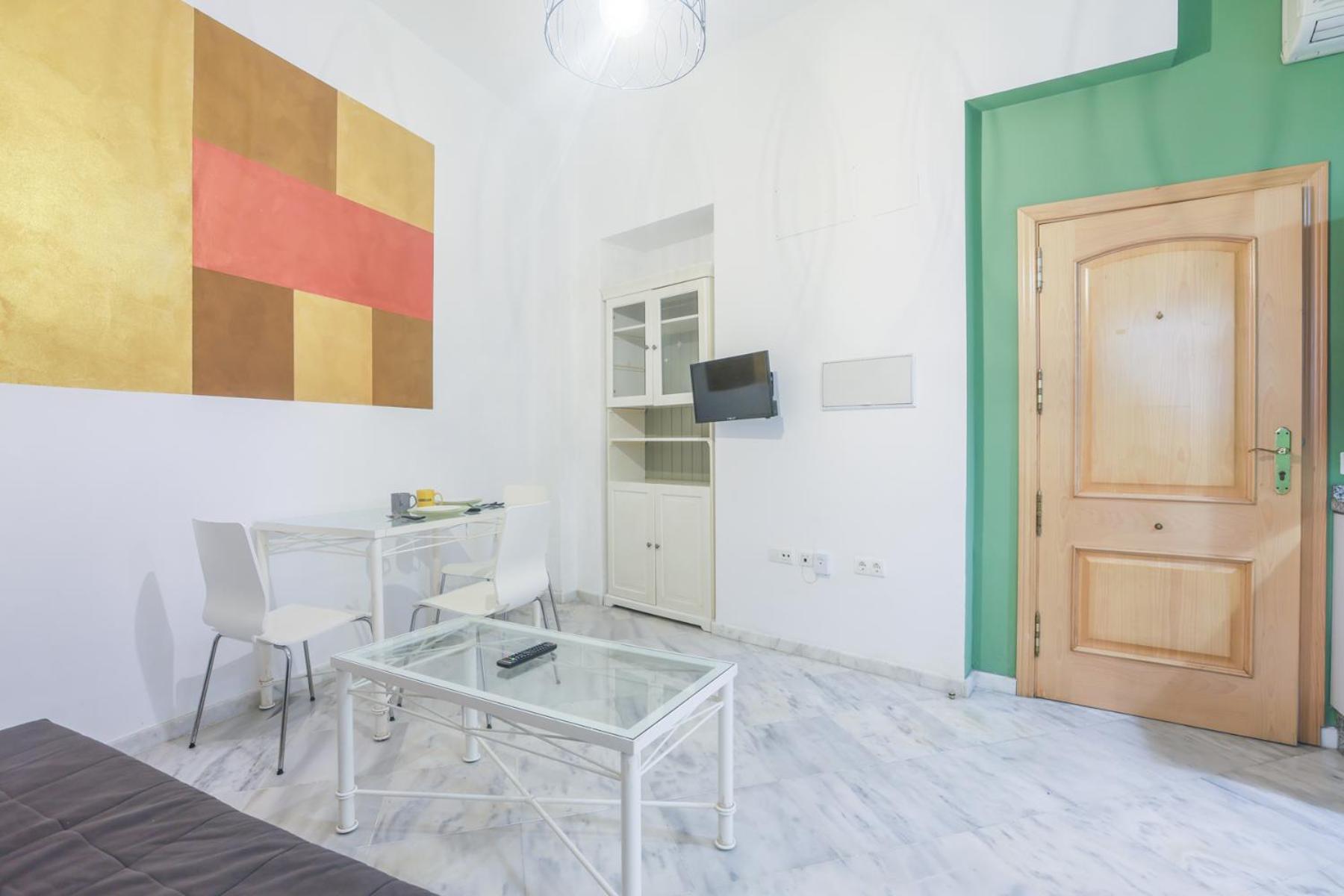 סביליה Galindo Center Premium Suites, Free Parking מראה חיצוני תמונה